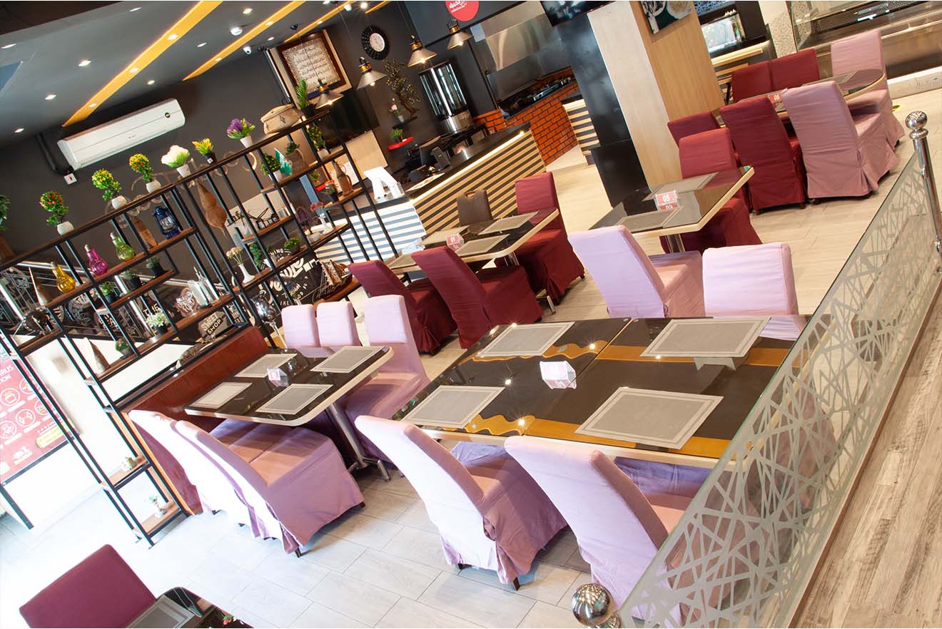 About Us Red Table Restaurant