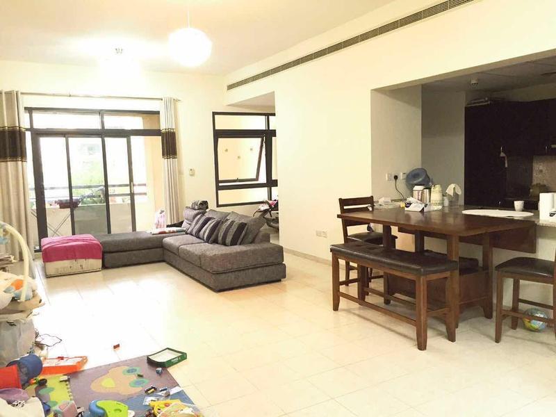 large 2 bedroom + study for rent in greens