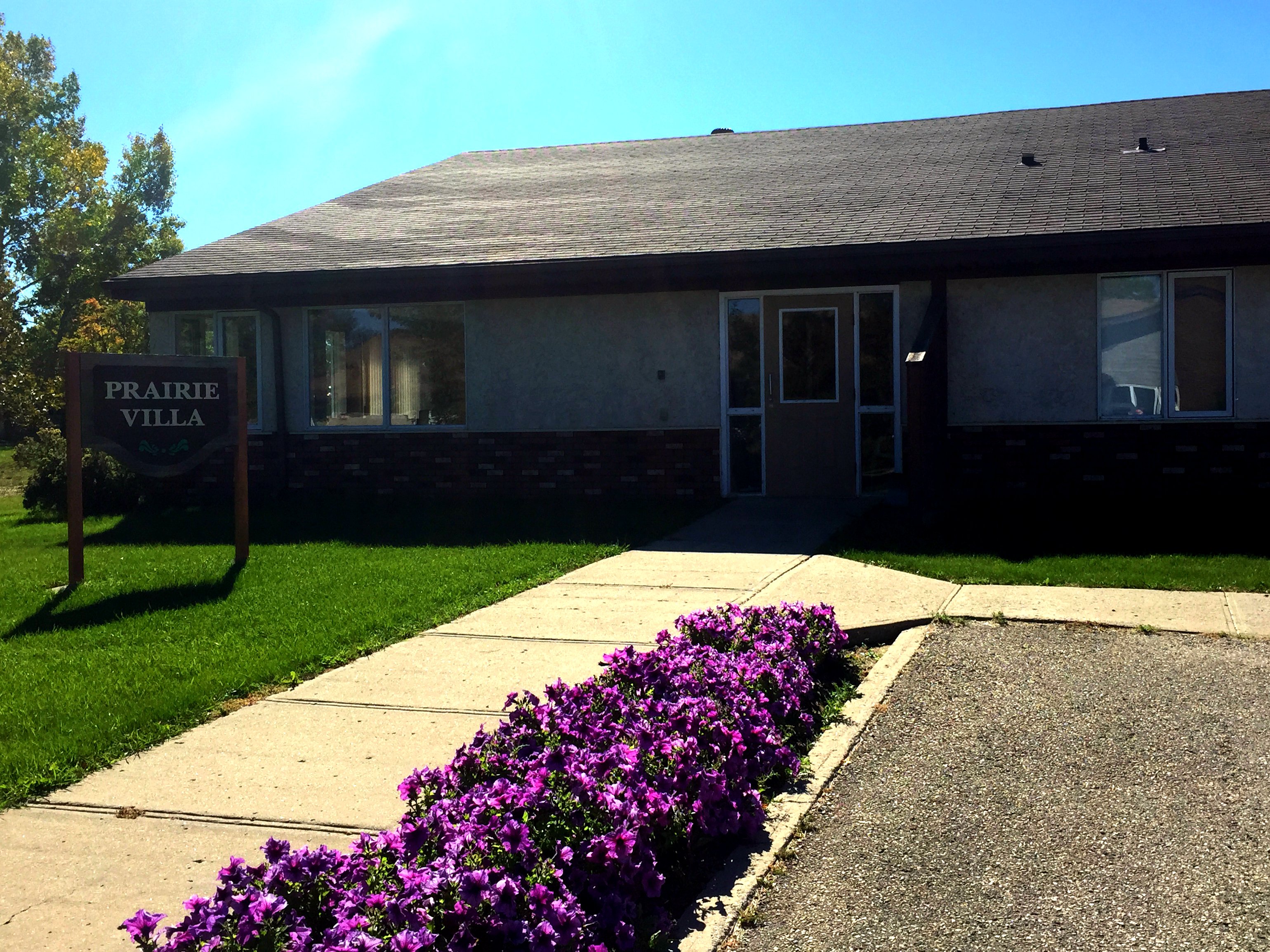 Housing Redvers, Saskatchewan