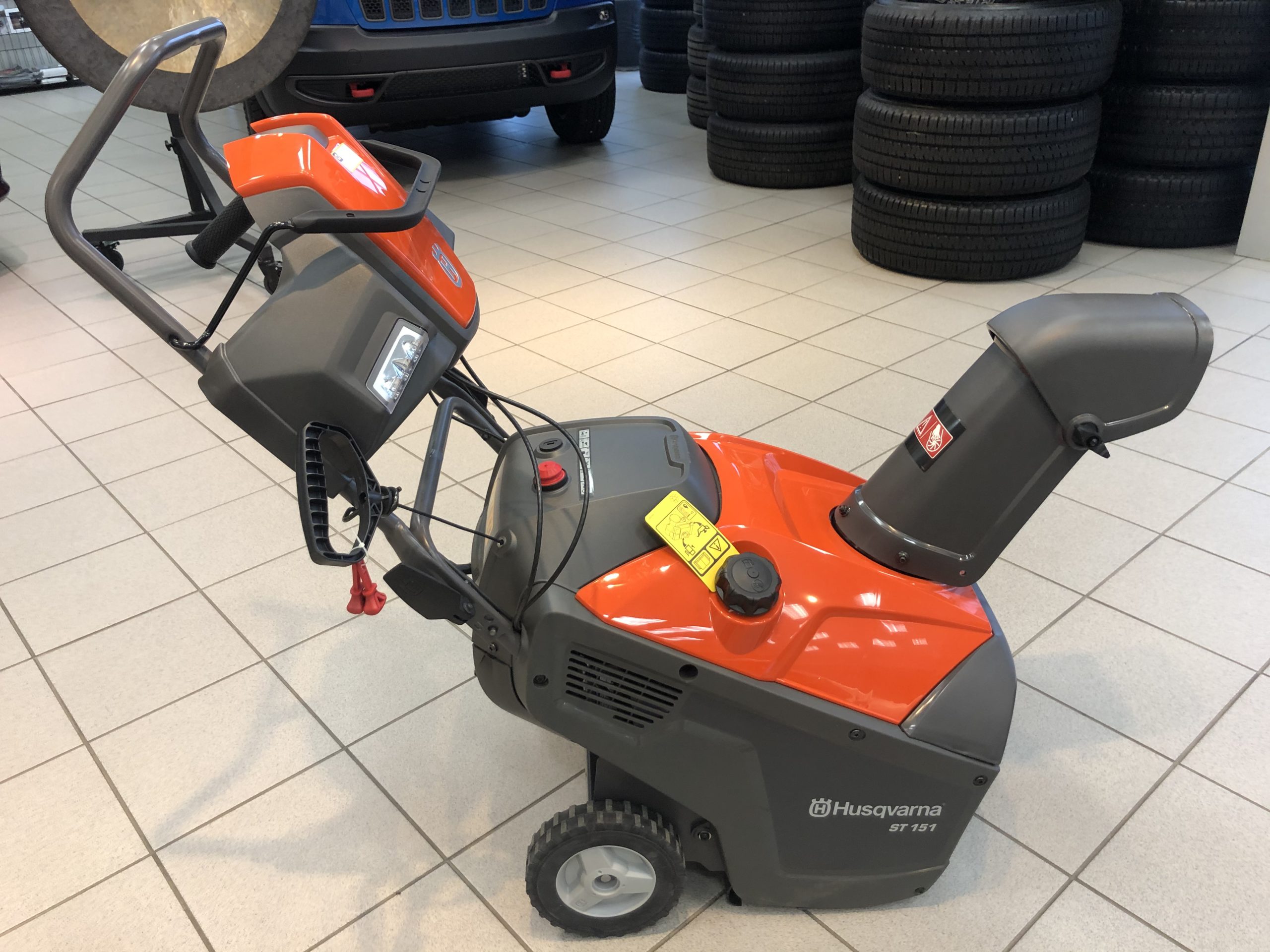 Maryanne Jonesová klavírista Flotila husqvarna st 131 NAME Nemocný