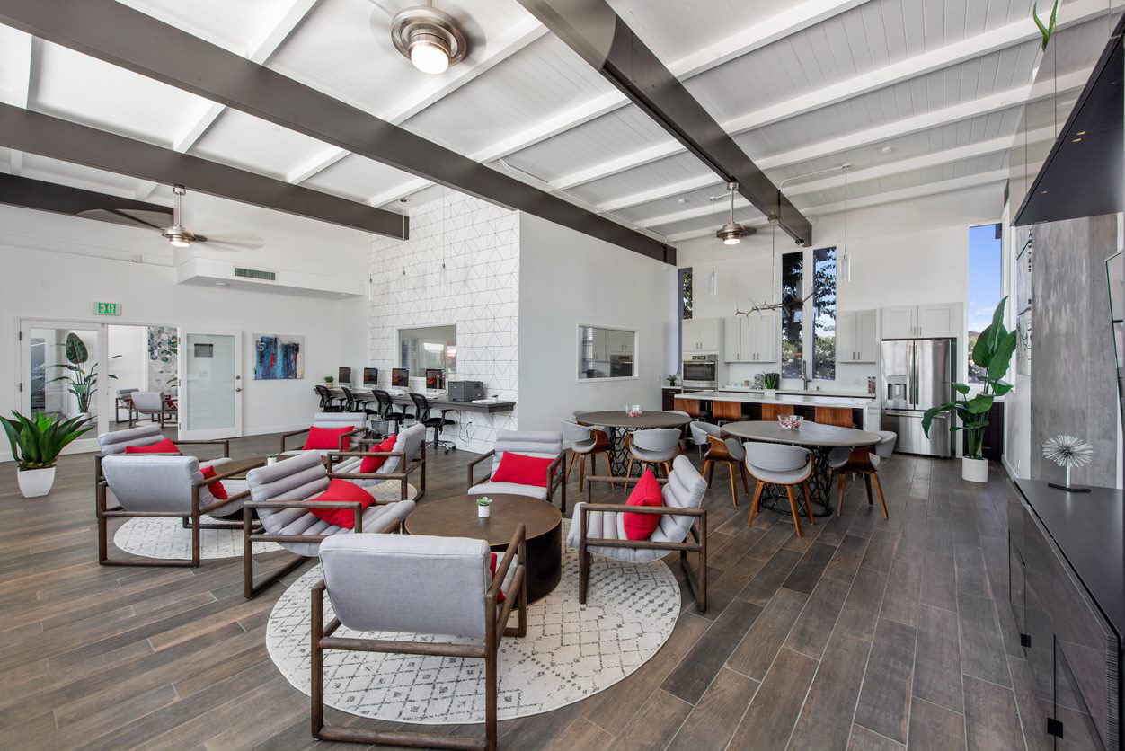 Redwood Construction MultiUnit & Hospitality Construction, Irvine, CA