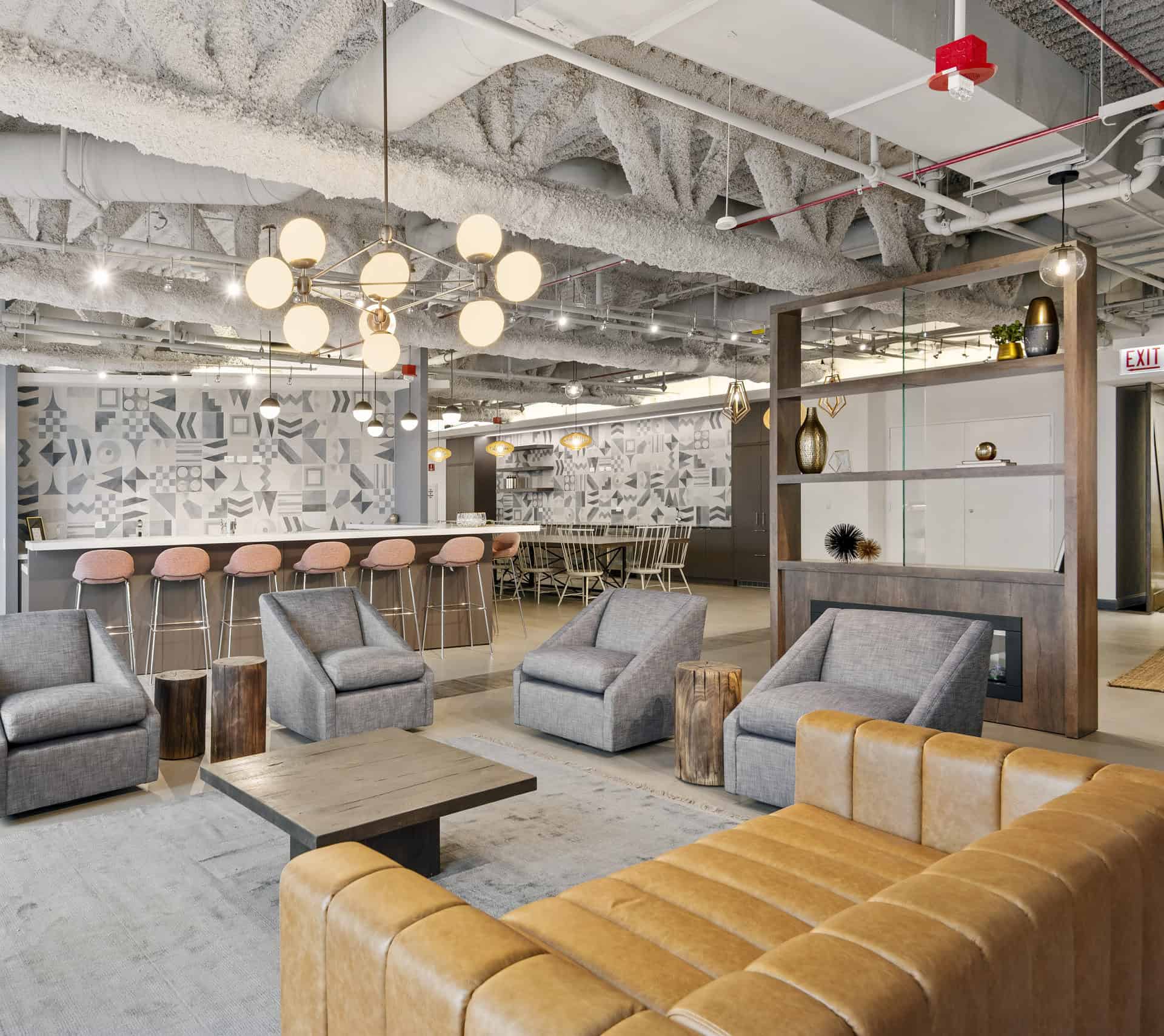 Reed Construction Completes Stunning Spec Suite BuildOut at Aon Center