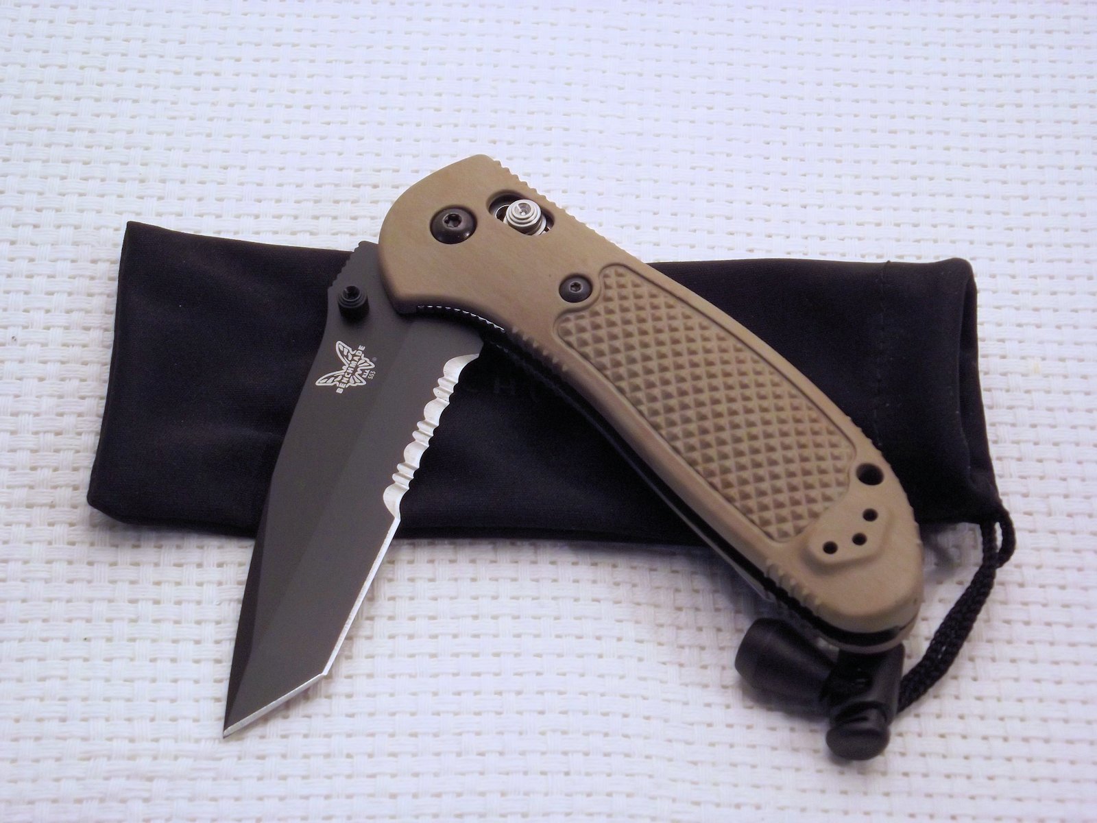 BENCHMADE 553SBKSN GRIPTILIAN TANTO FOLDING KNIFE