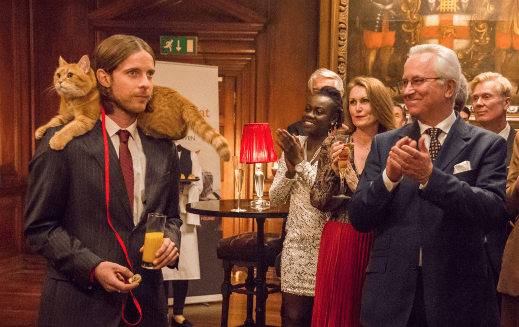 Review A Christmas Gift from Bob Santa claws