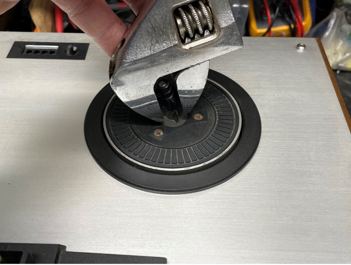 How to straighten bent reel table spindles on most decks