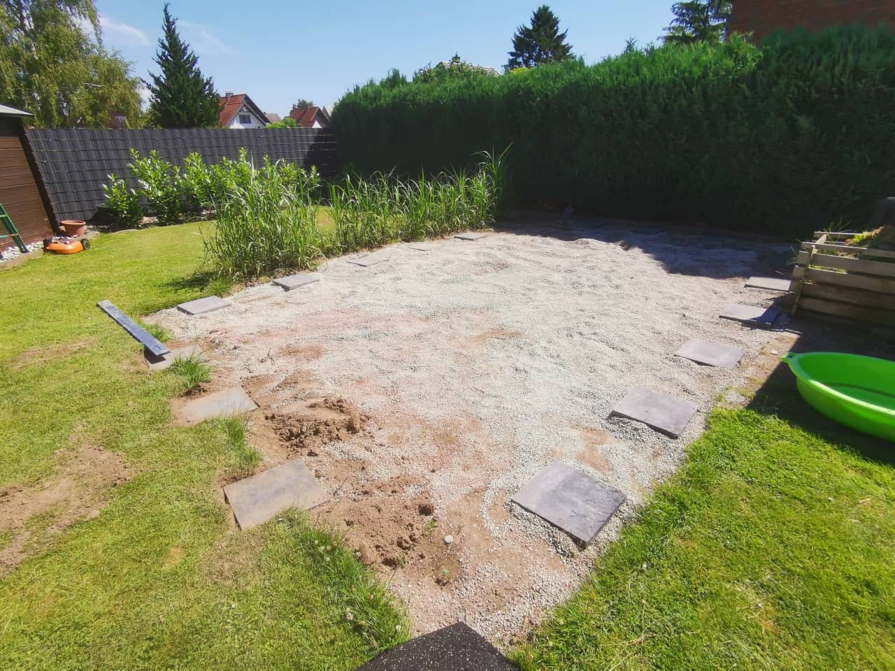 Pool Untergrund vorbereiten Sand? Splitt? Bodenplatte? Pflaster?
