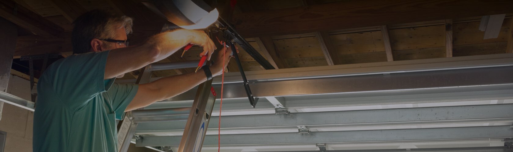 Hire the Best Local Overhead door repair pros Near Me with Reviews | Angi