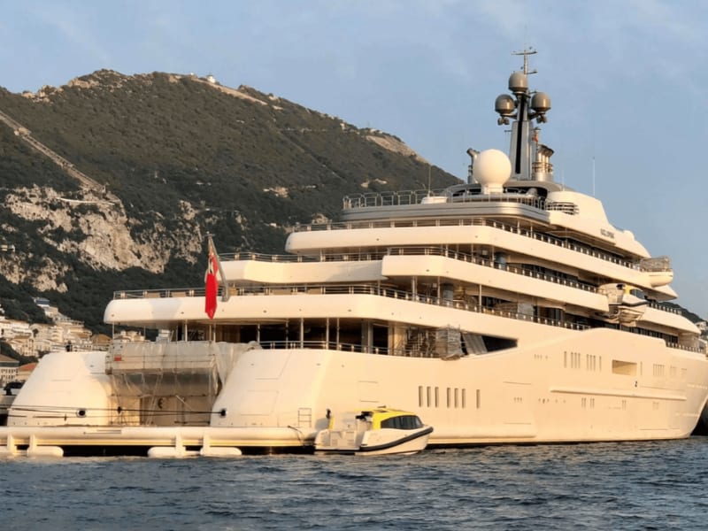 Roman Abramovich's Superyacht is the Largest in the World and You'll