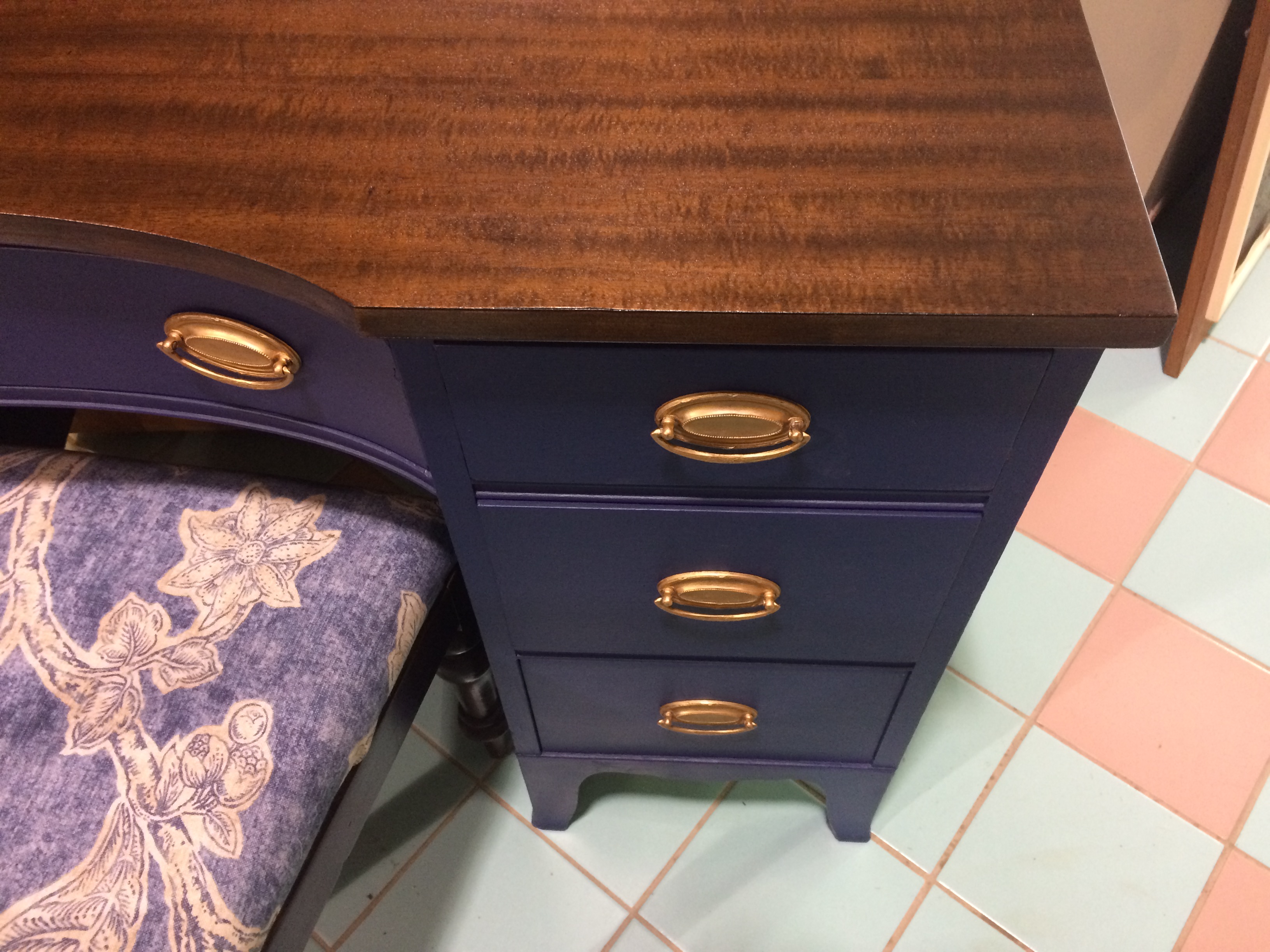 Navy Vanity/Desk Re*find Design