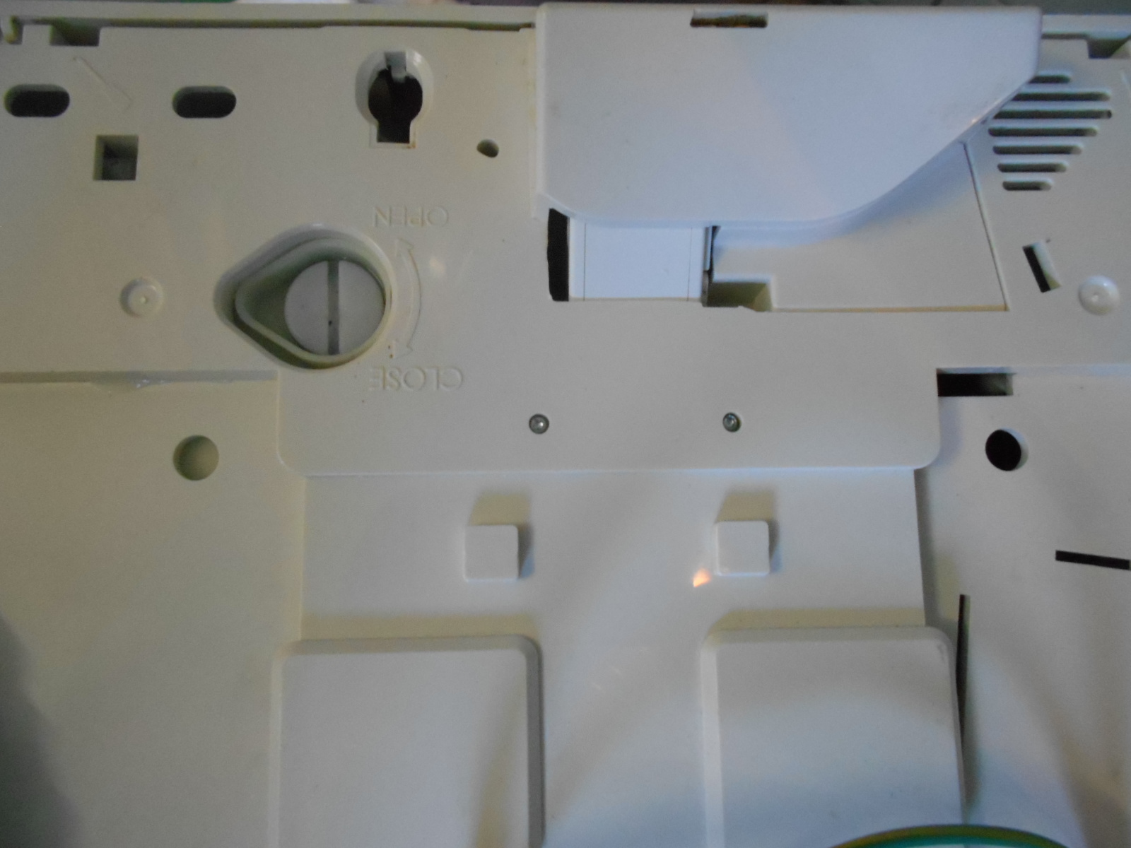 シャワートイレ裏　後