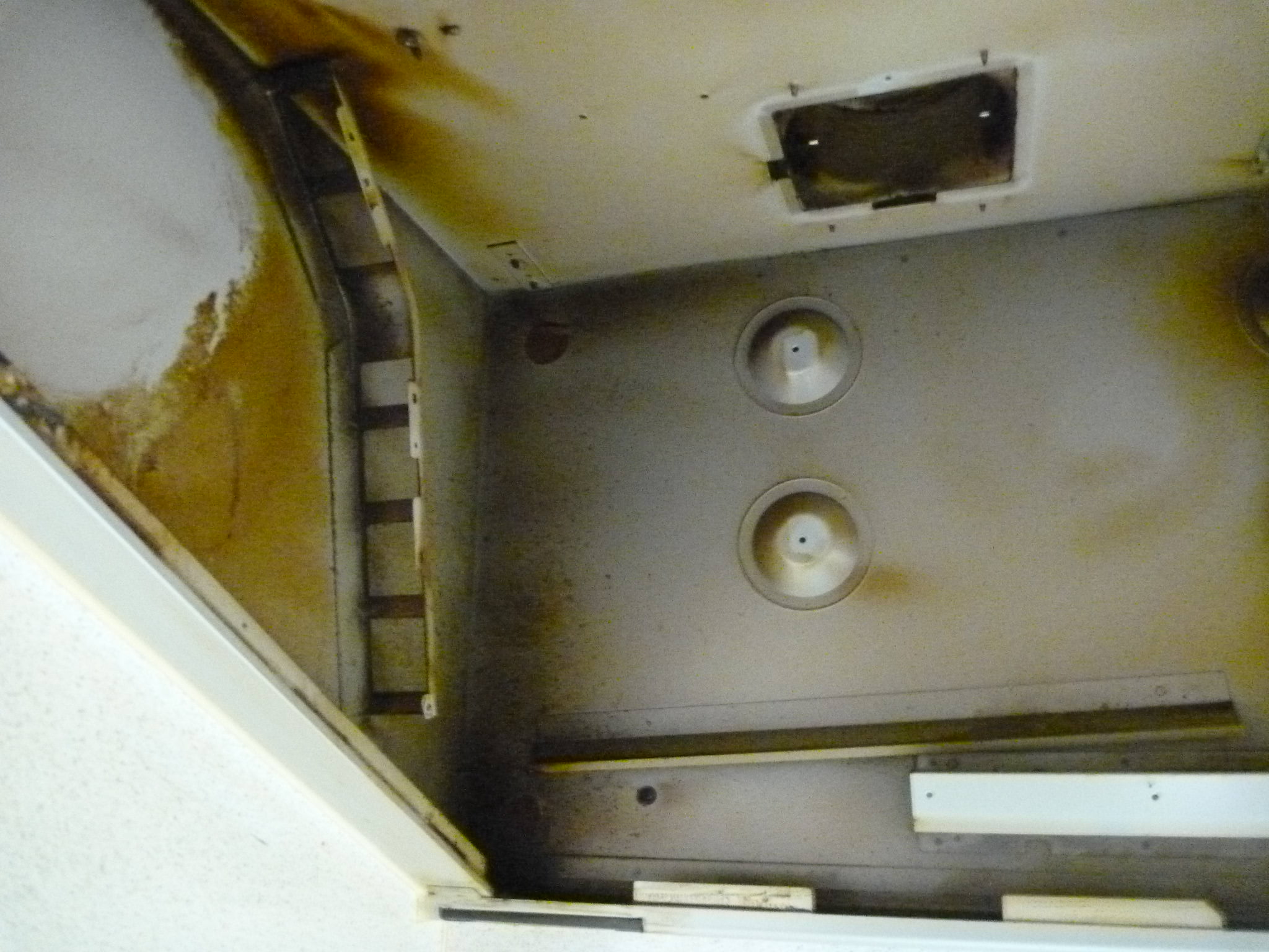 レンジフード内部　前