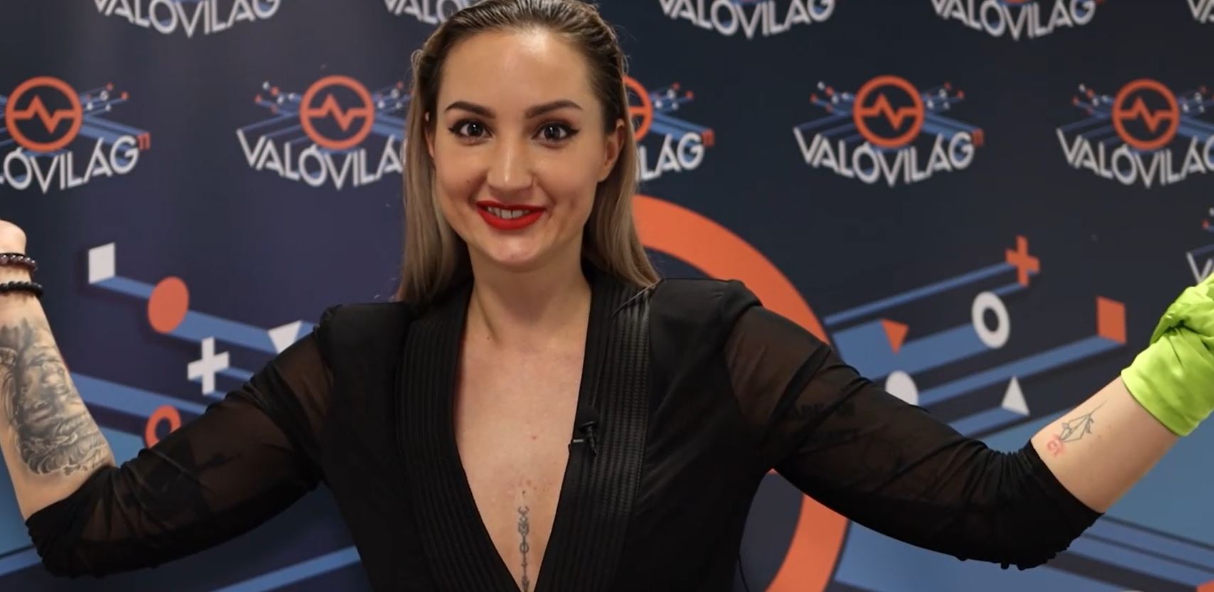 VV Piros egy hete indította el az OnlyFans fiókját, de már most