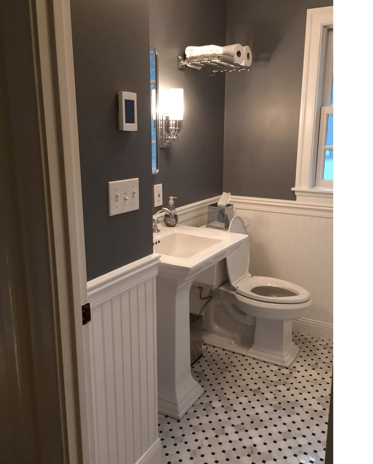 11 Classy Ideas For A Gray Bathroom Theme Refresh Home Decor