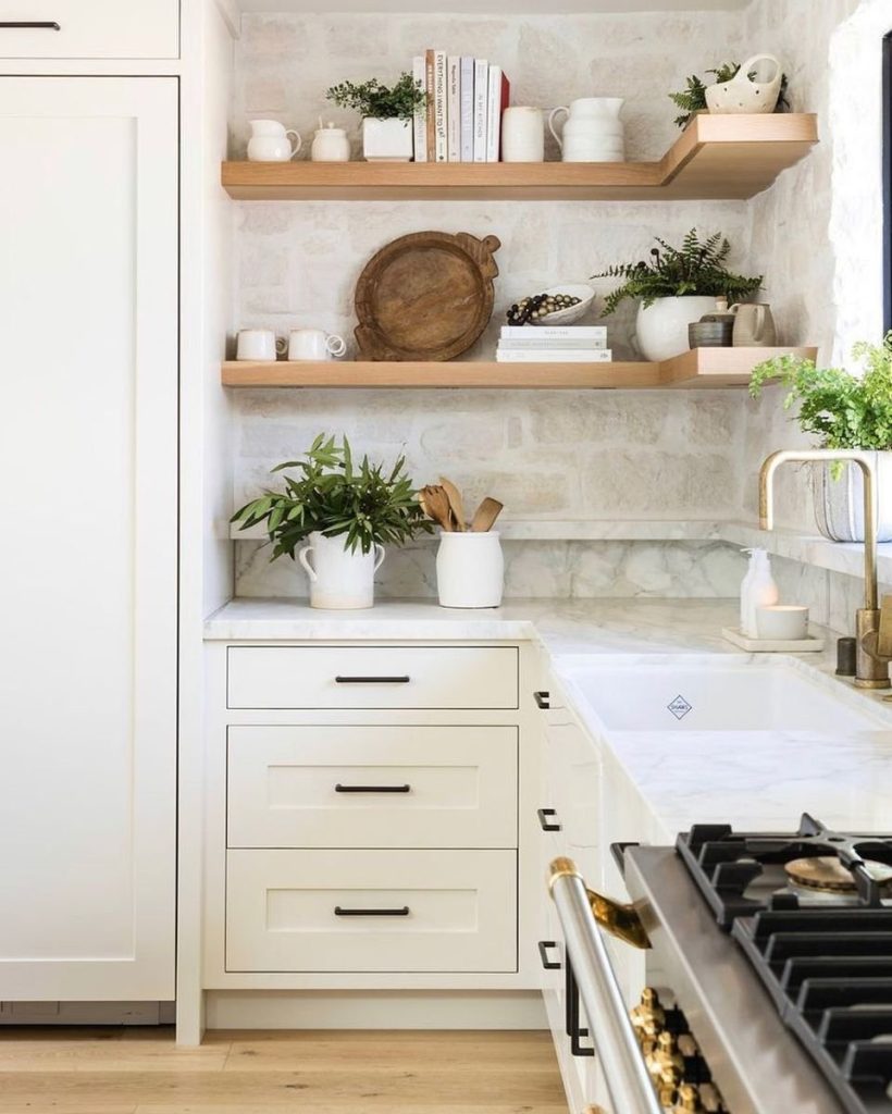 Kitchen Tile Backsplash Ideas With White