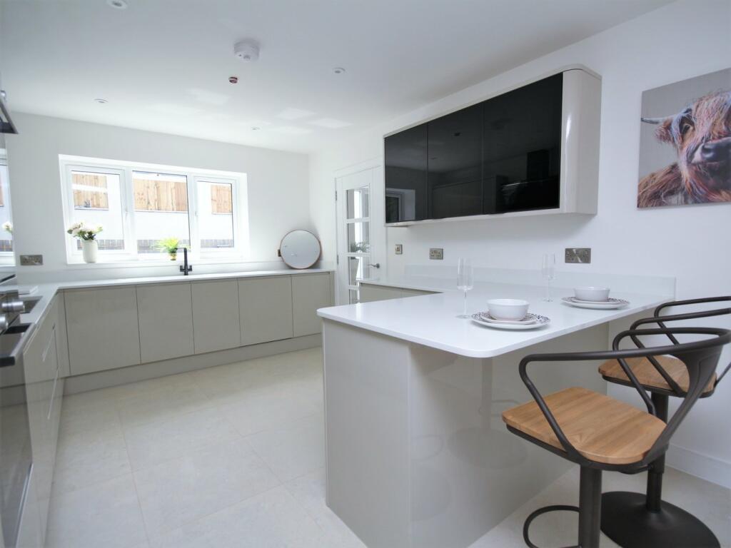 New build Chalet Bungalows for sale in Corfe Mullen, Dorset