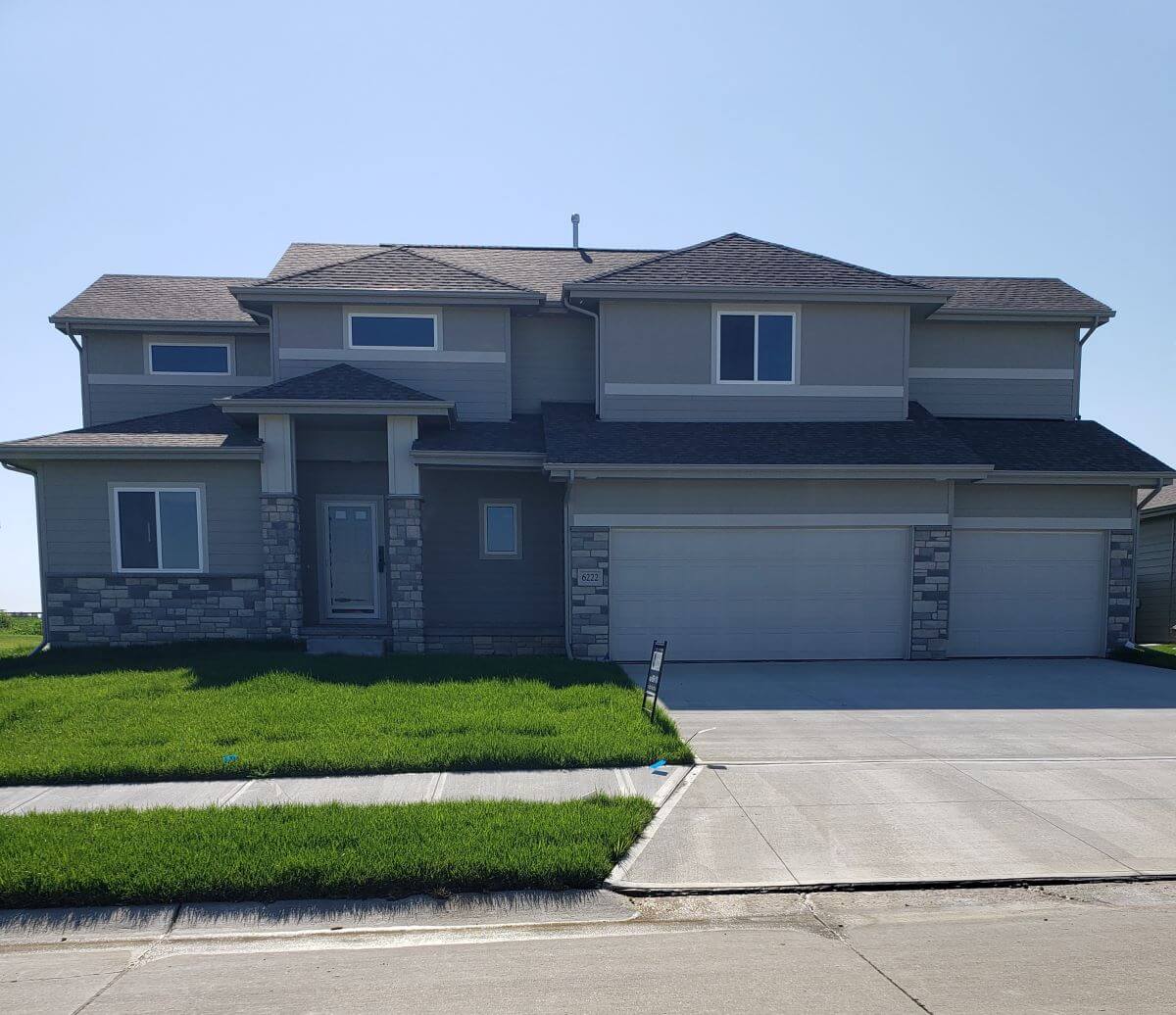 See Available Homes in the Omaha Area Regency Homes