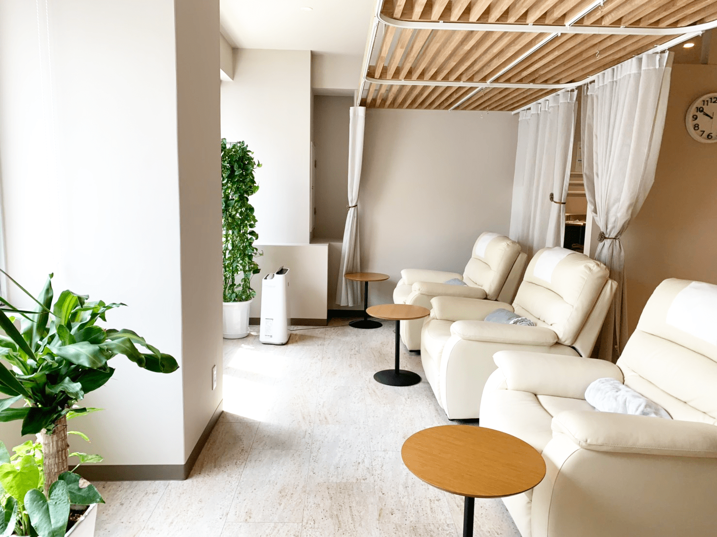 医療法人ひまわり会 天神ホリスティック ビューティークリニック 福岡県の再生医療対応科目・費用等のご案内