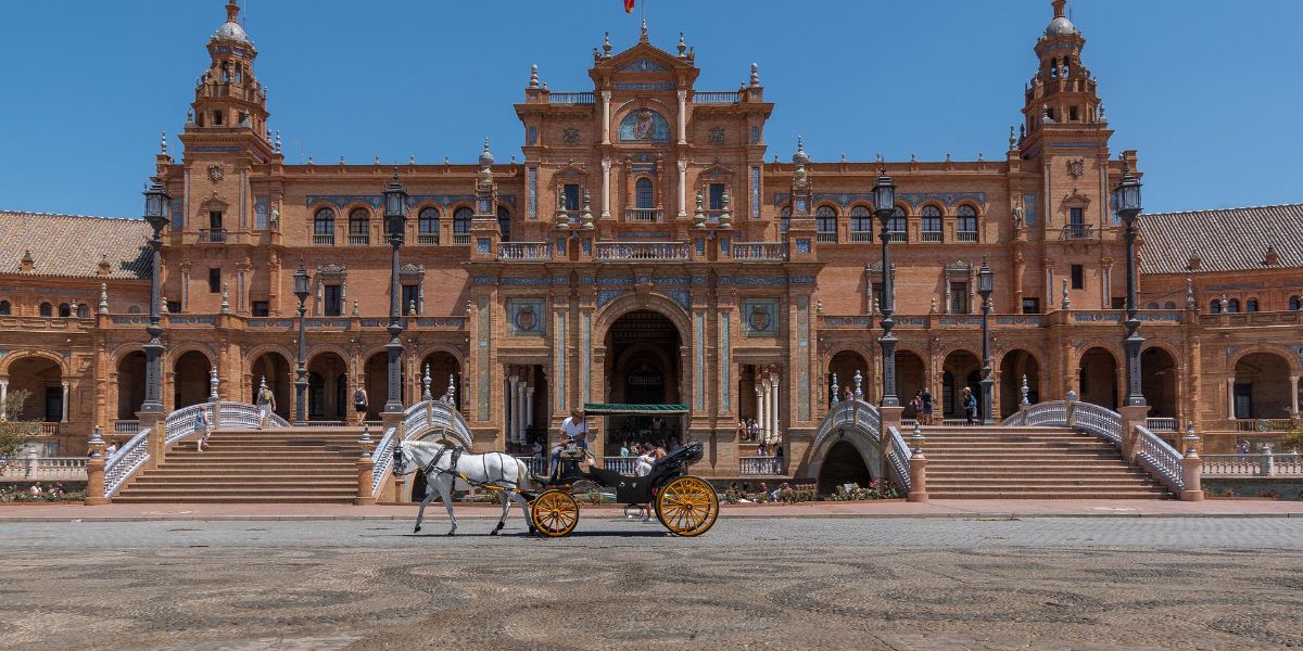 Spain announces 2023 VAT refund deadline Regfollower