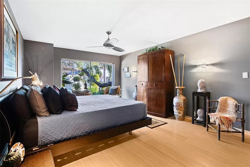 Mansion Monday An architectural high point in Broadwater Registry