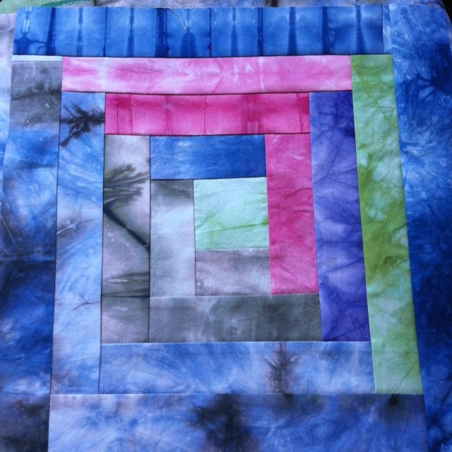 Yoga quilt block 8 Log Cabin Regroovenating