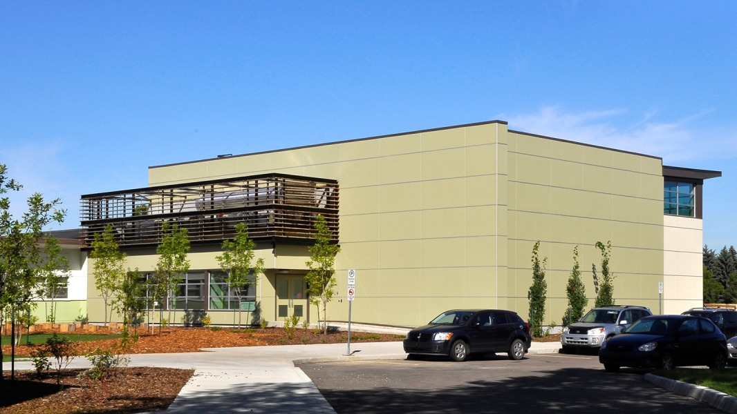 Reimagine / Work / Holyrood School Modernization