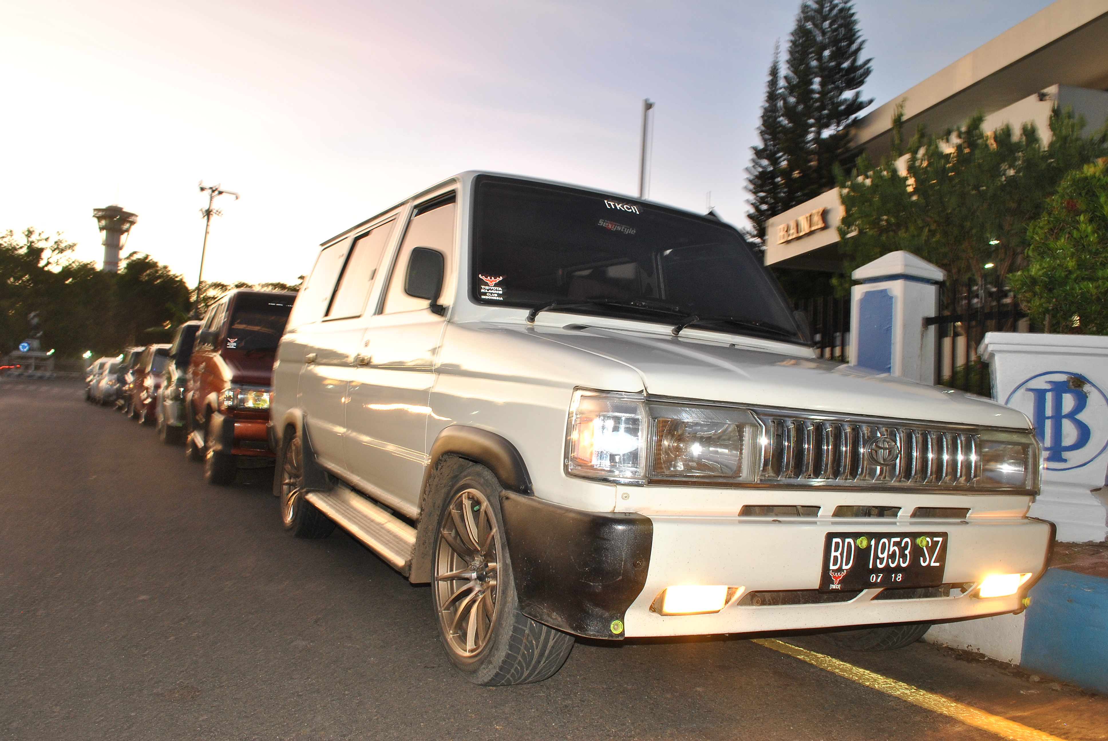 Kumpulan 57 Gambar Modif Mobil Kijang Jantan Terbaru Ontong Modifikasi