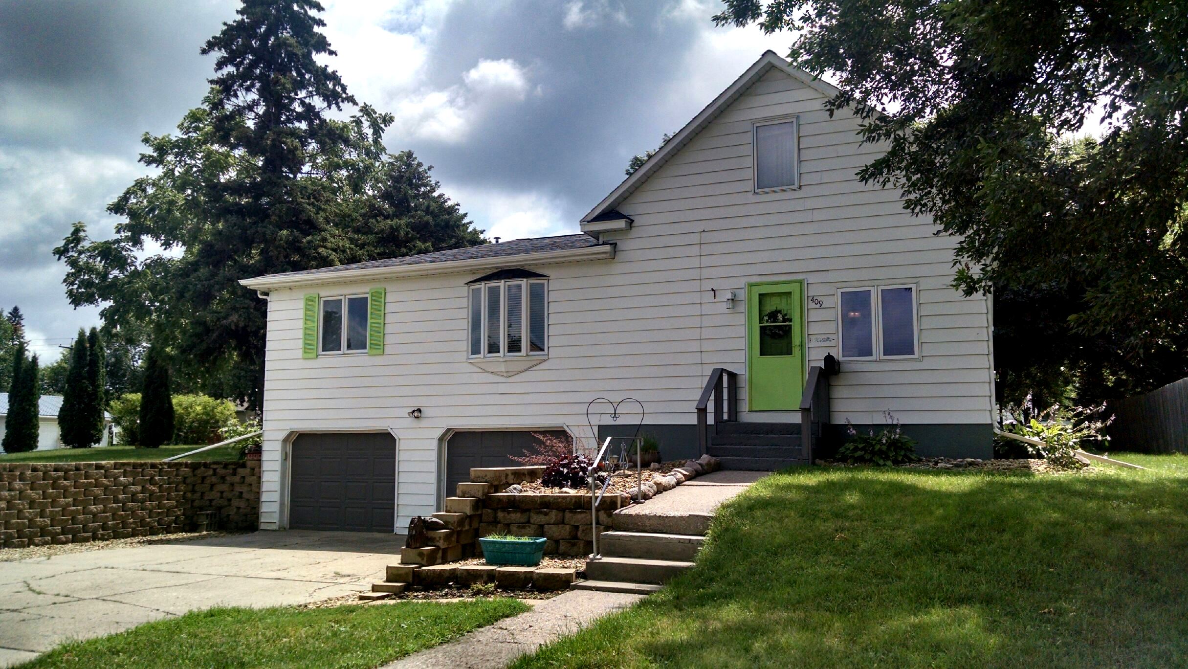 Reiner Real Estate All Listings