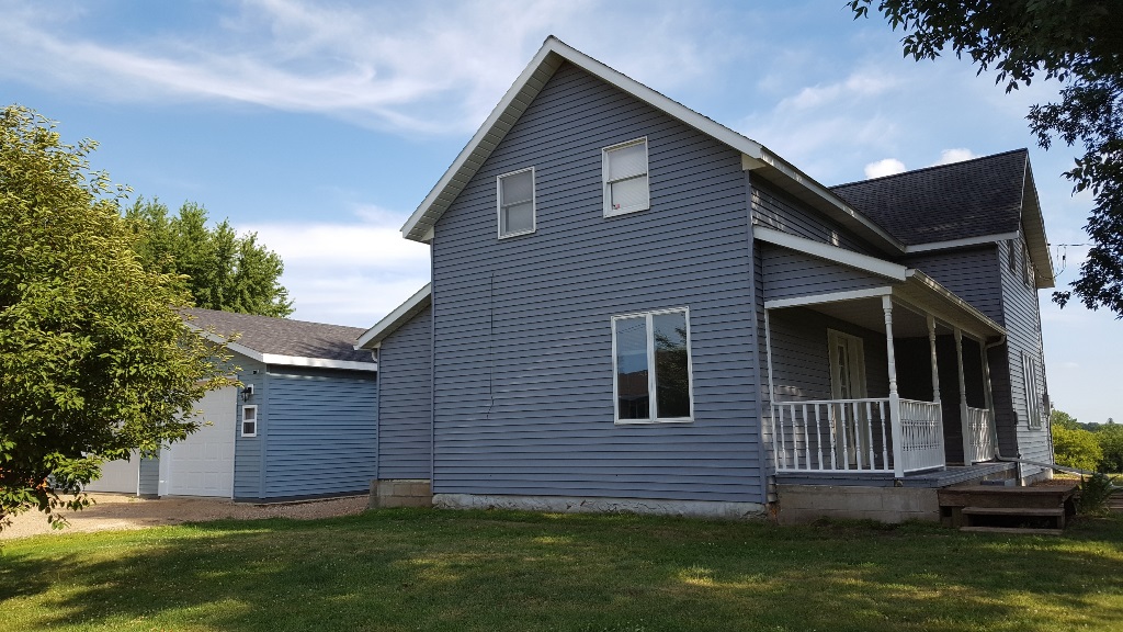 Reiner Real Estate Sanborn Residential Listings