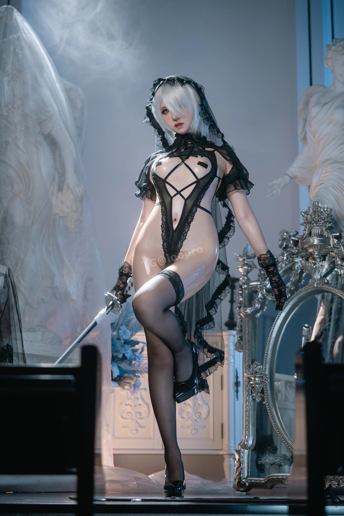 阿薰kaOri Cosplay 2B黑花嫁造型