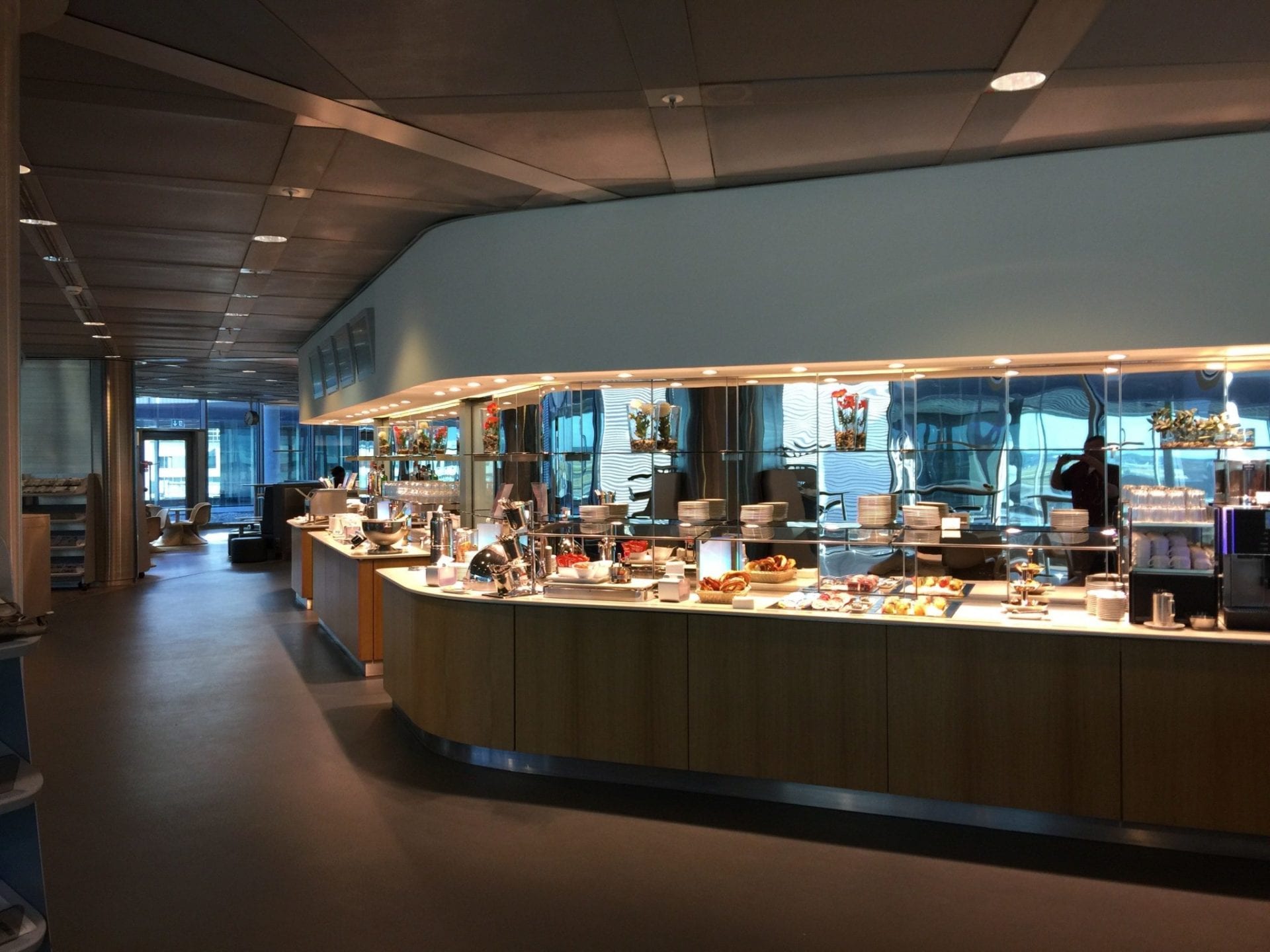Review Lufthansa Business Lounge Frankfurt B24