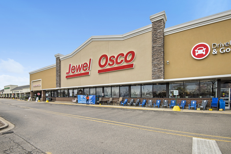 MidAmerica Real Estate Corporation executes sale of groceryanchored shopping center outside of