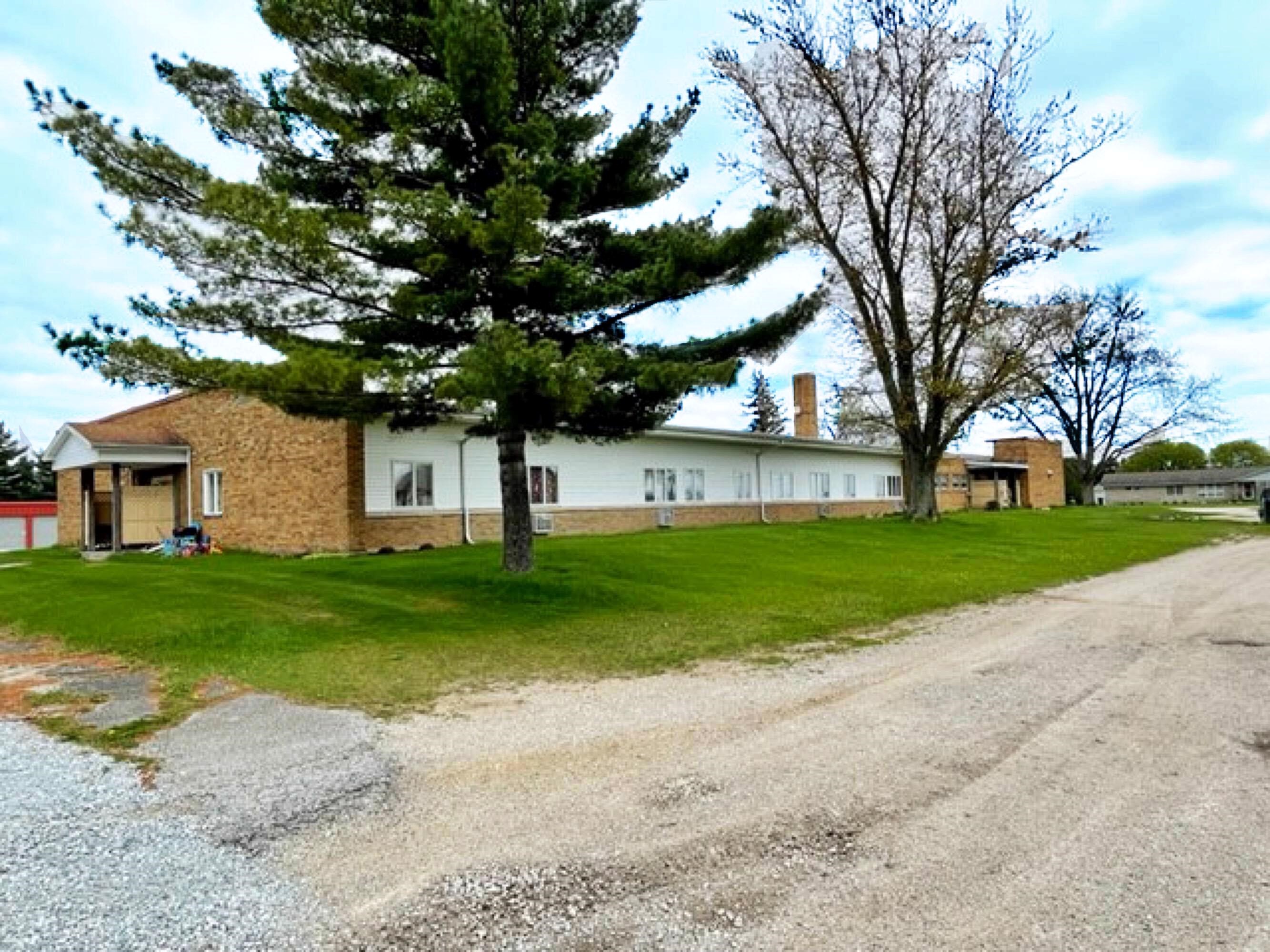 Marcus & Millichap sells apartment property, selfstorage units in