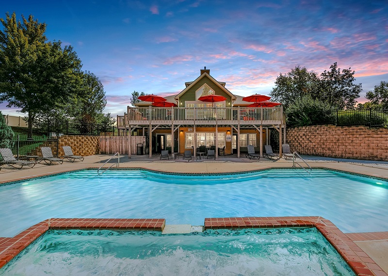 CBRE closes sale of 384unit apartment property in Kansas City REJournals