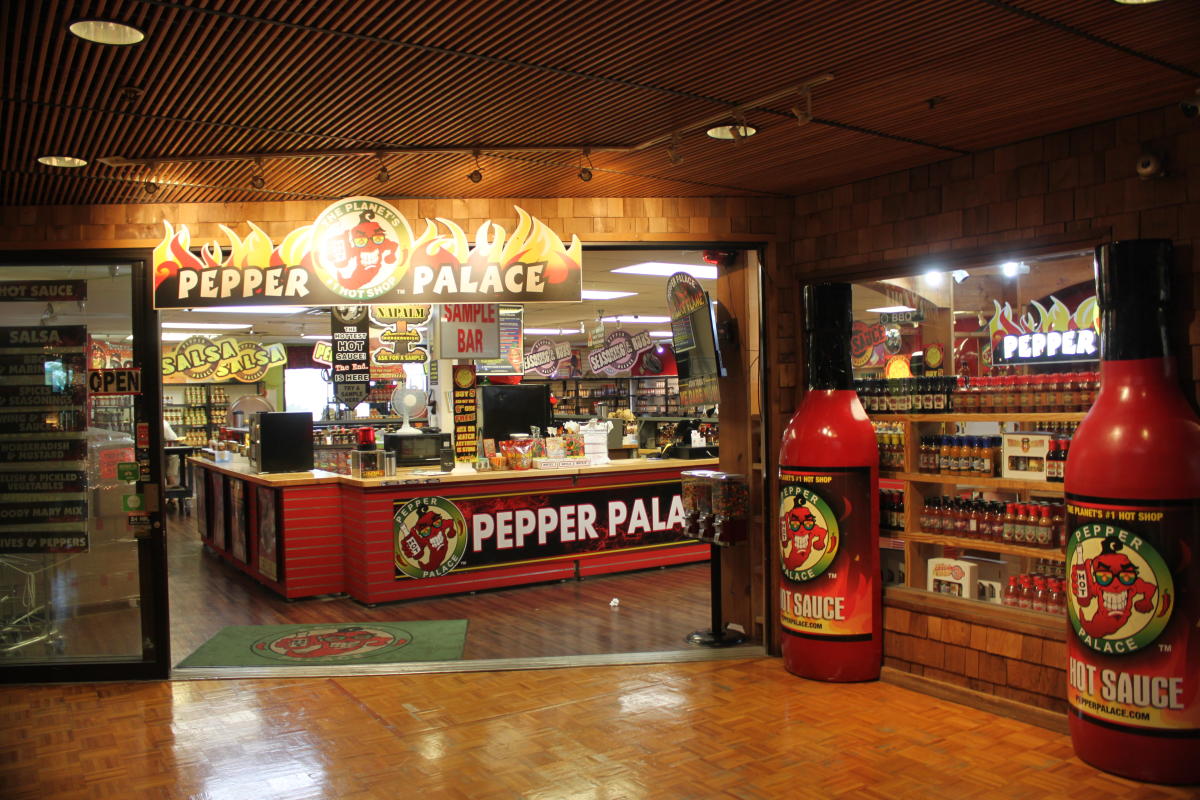 Pepper Palace Relax Gatlinburg