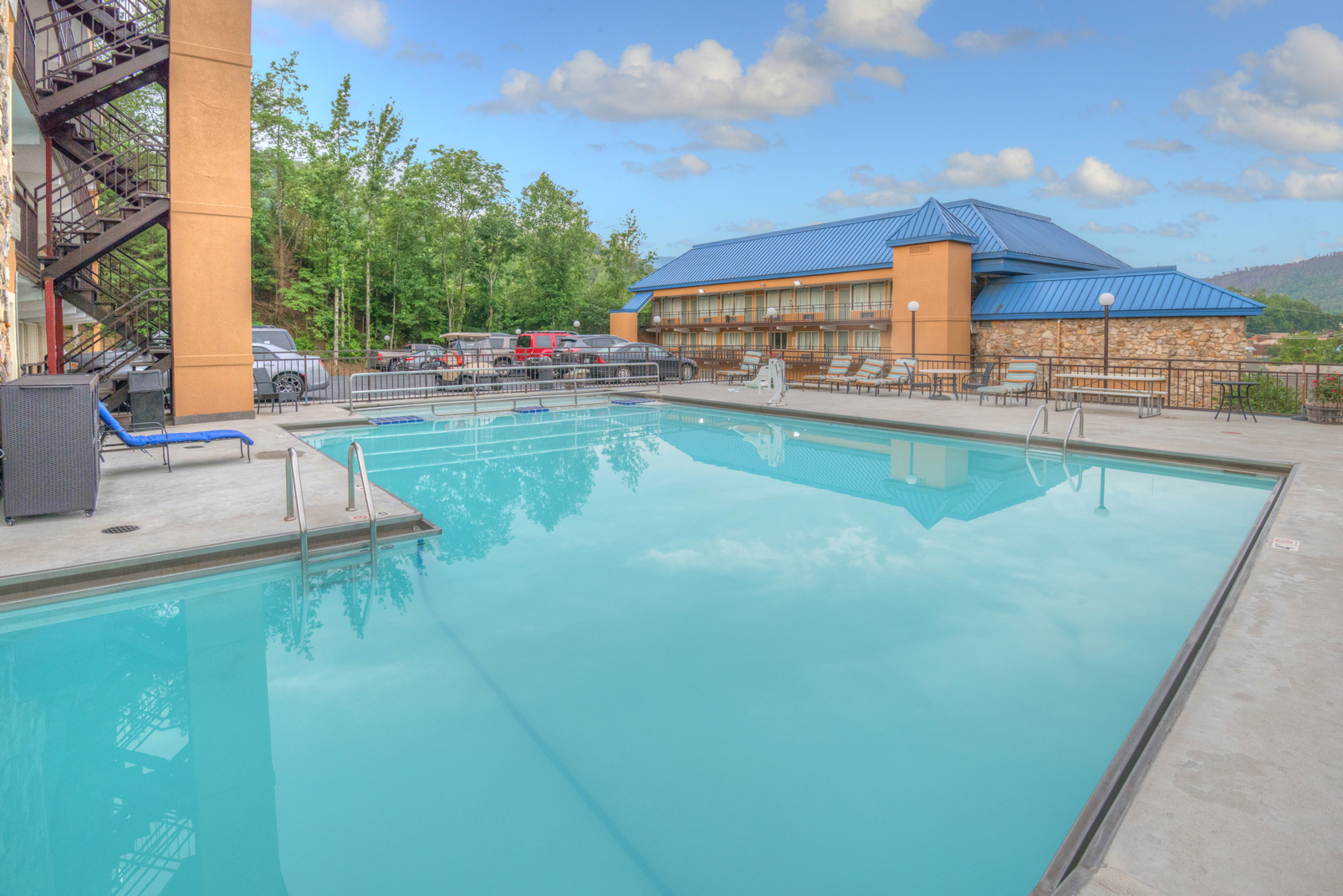 Clarion Pointe Downtown Gatlinburg Relax Gatlinburg