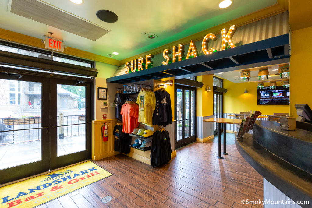 LandShark Bar & Grill Relax Gatlinburg