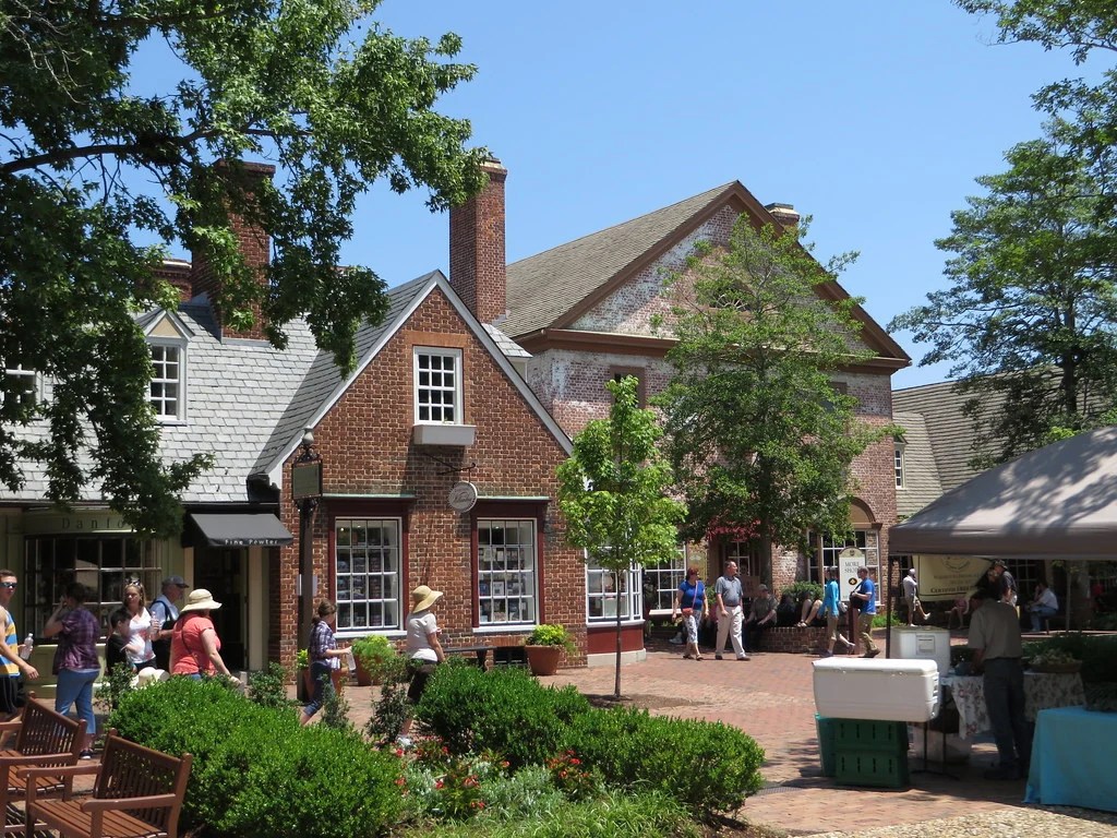 Colonial Williamsburg's Merchants Square Relax Williamsburg