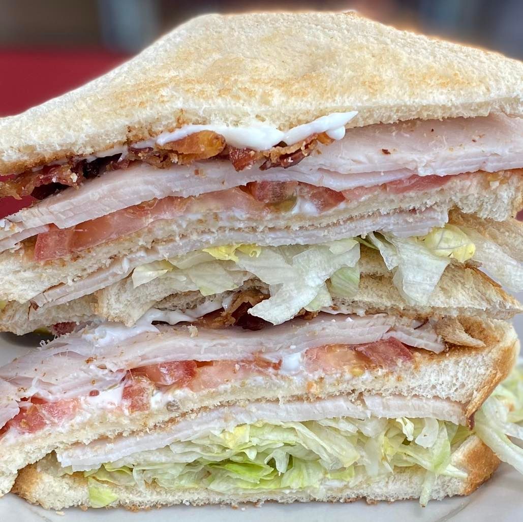 New York Deli & Pizza Relax Williamsburg