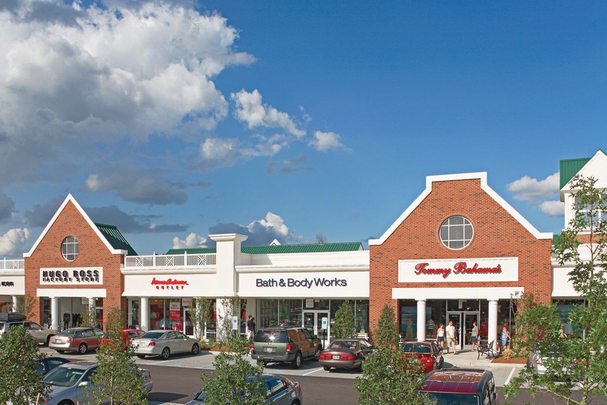 Williamsburg Premium Outlets Relax Williamsburg