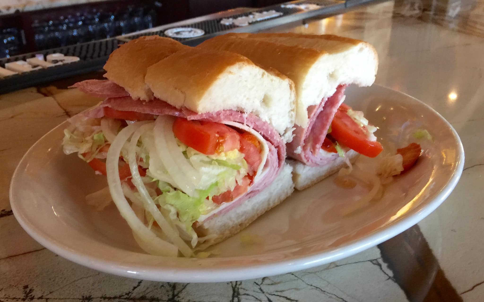 Paul's Deli & Restaurant Relax Williamsburg