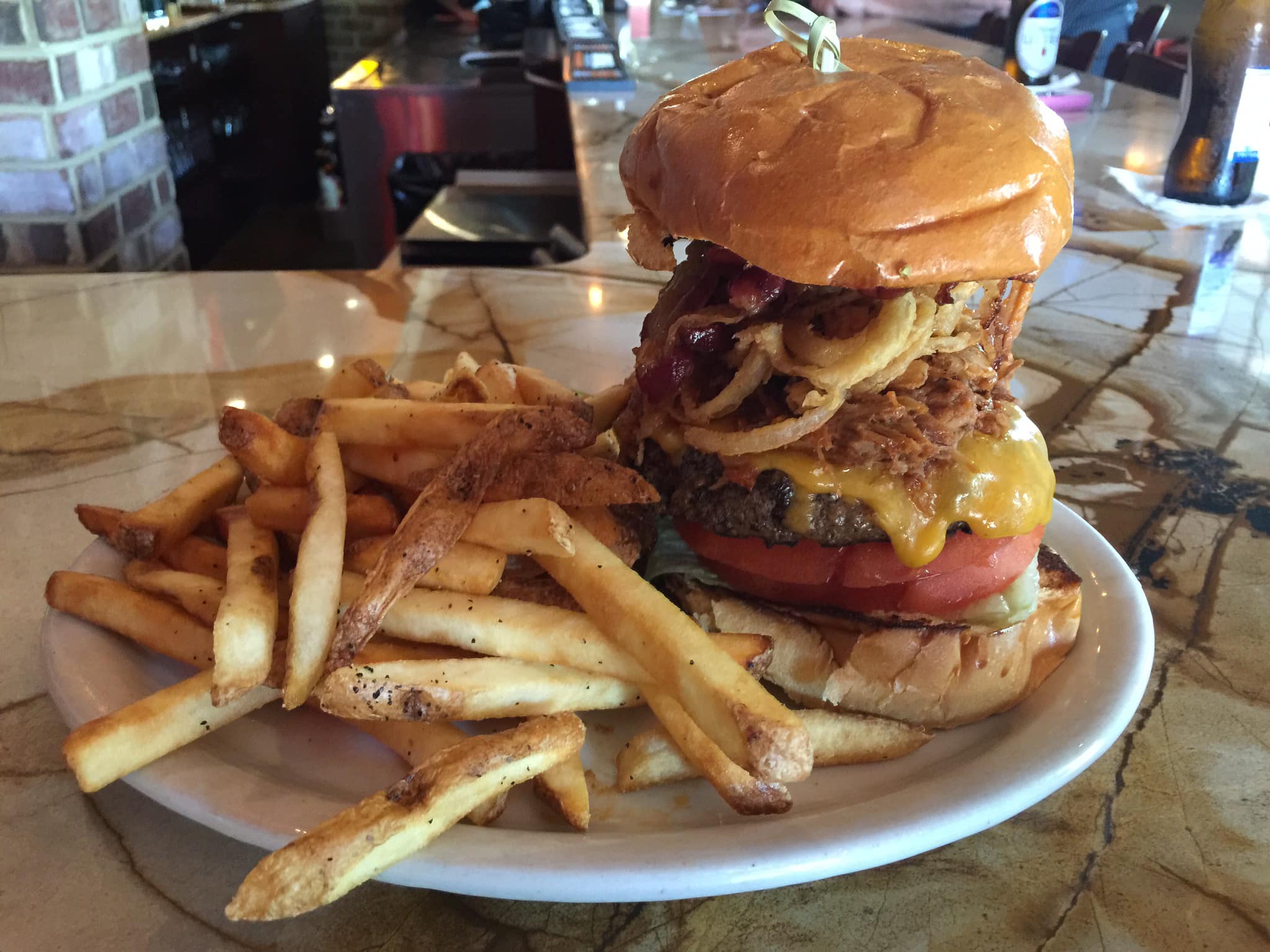 Paul's Deli & Restaurant Relax Williamsburg