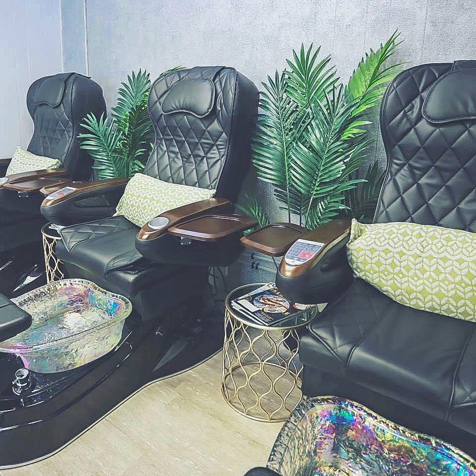 Relax With Root Root Salon & Spa