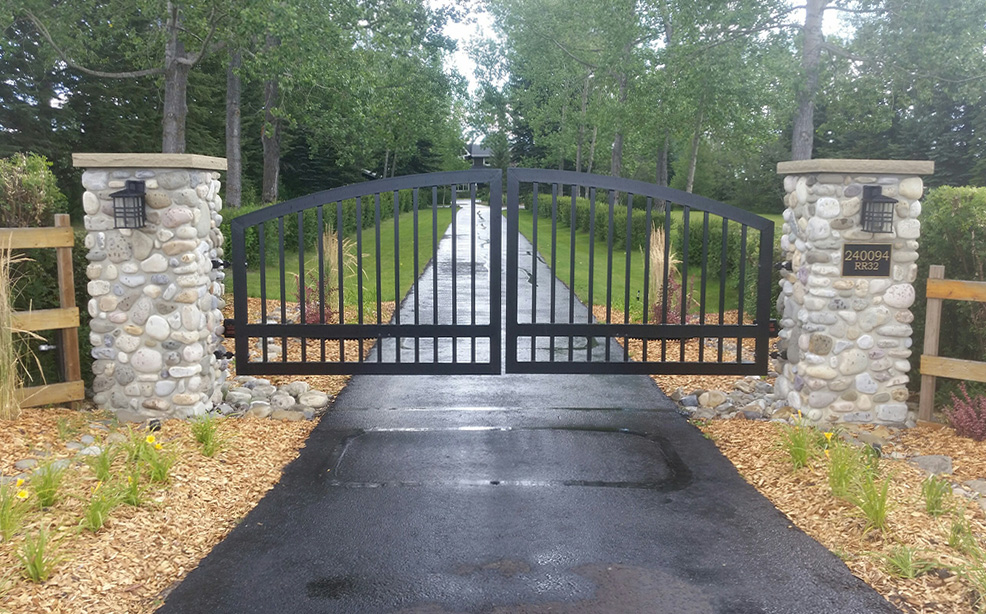 Automated Gates in Calgary Automatic Driveway Gates