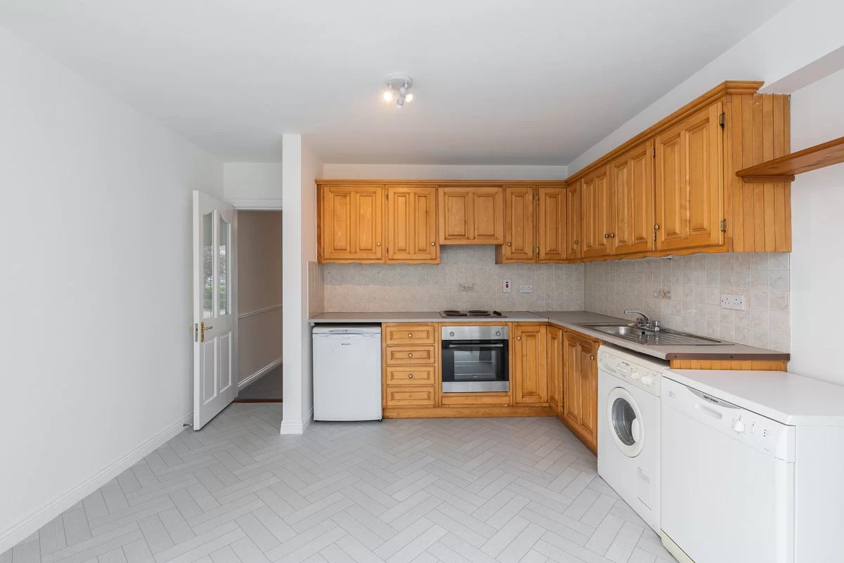 28 Grosvenor Lodge, Rathmines Reliance Property