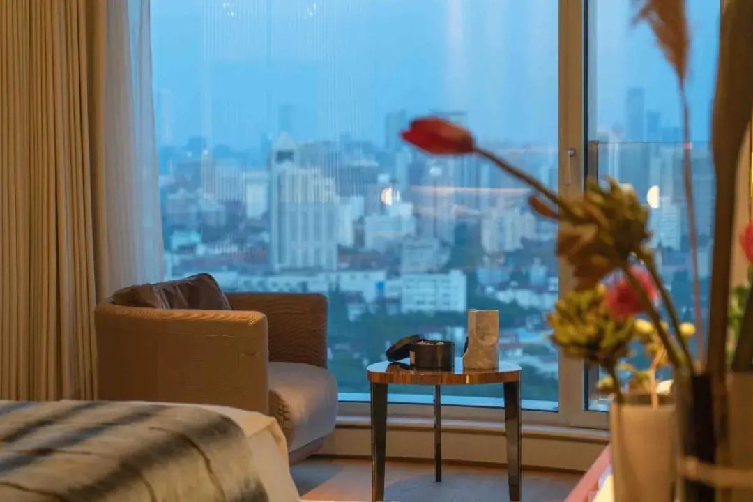 Royal Pavillion jing'an French concession with Hong Kong style mansion Why so expensive