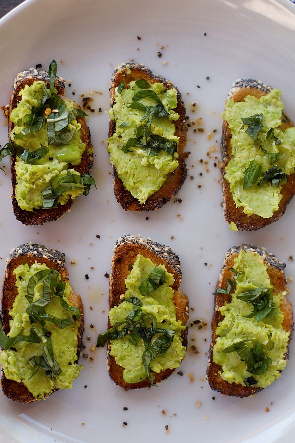 Crunchy Edamame Toasts - Relish