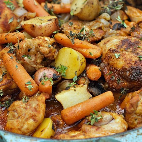 OnePot Paprika Chicken Thighs