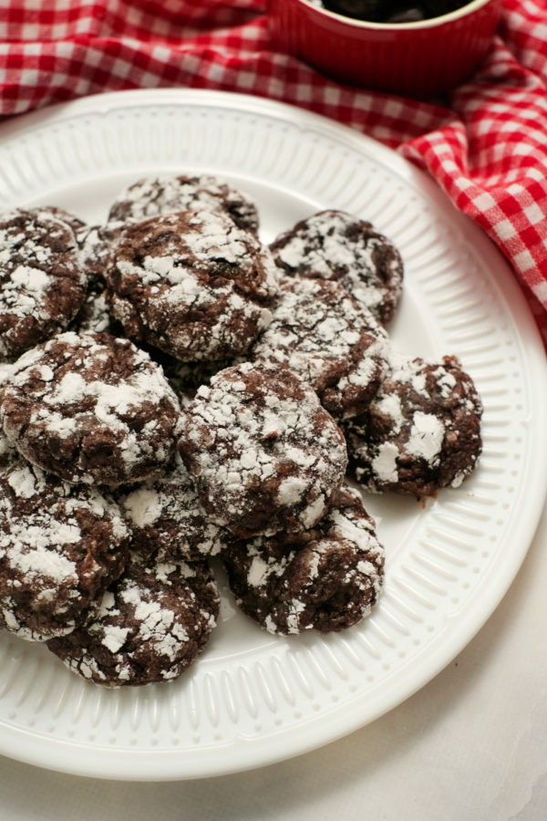 Brownie Crinkle Cookies with Dates Reluctant Entertainer