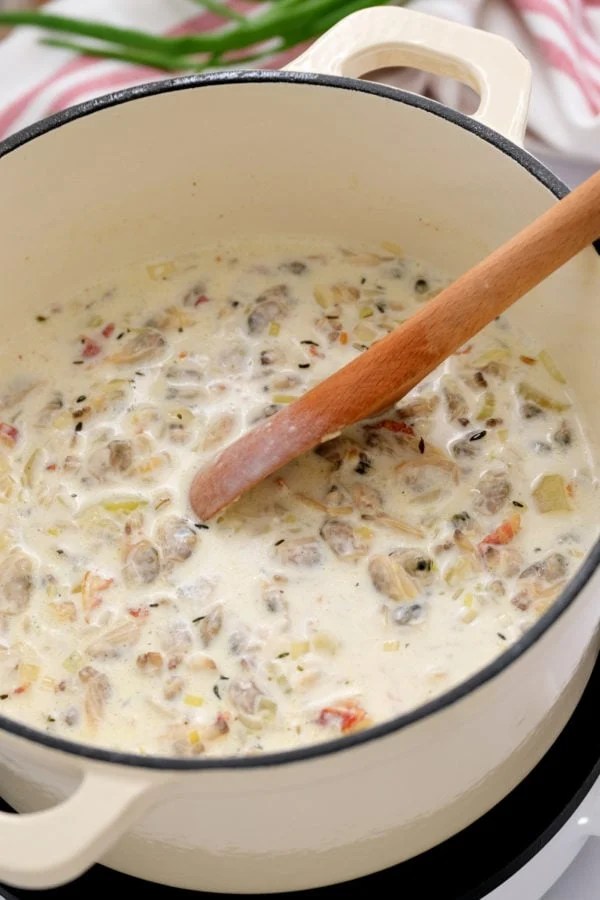 Best Clam Chowder Recipe (VIDEO) Reluctant Entertainer