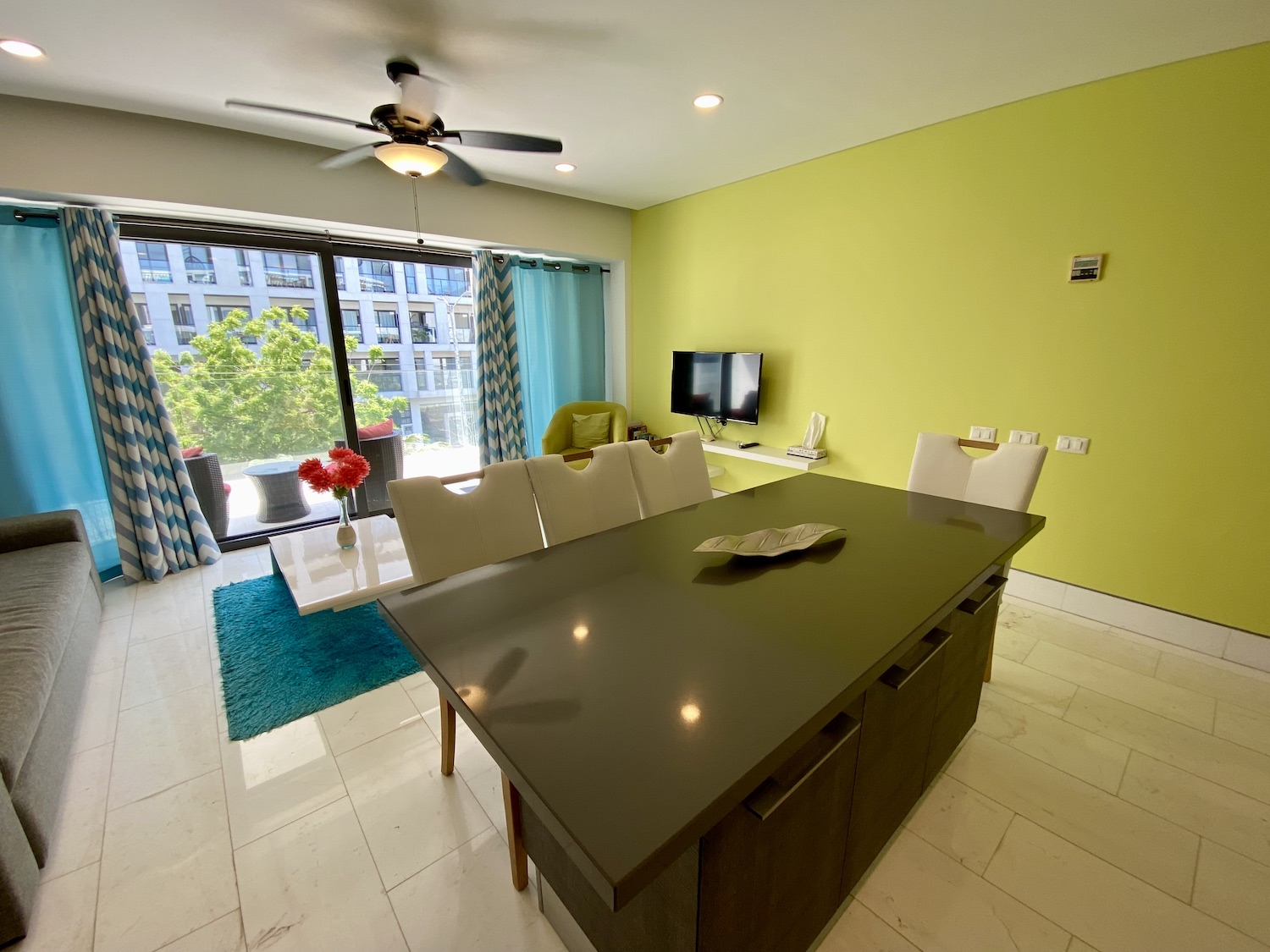 Luxurious 1Bedroom Condo for Sale in Playa del Carmen Steps from the
